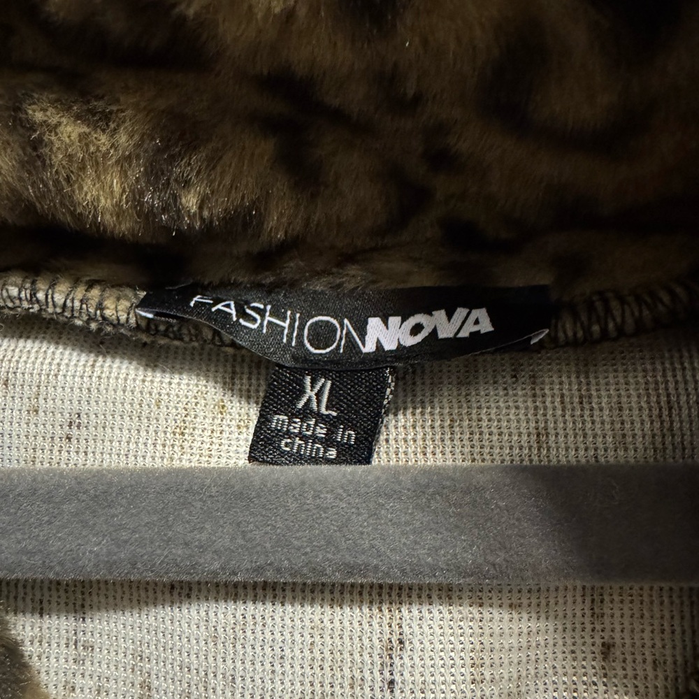 Animal Print Jacket ๐ - Picture 4 of 4
